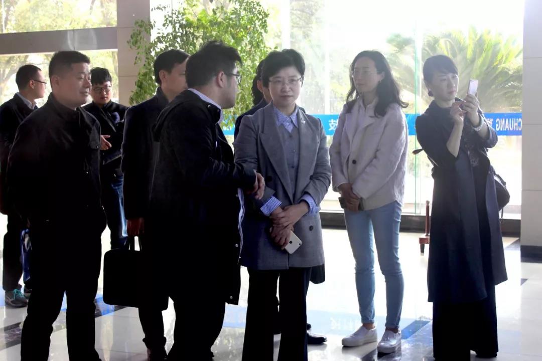 慈溪市政協副主席王益女一行蒞臨浙創科技參觀調研